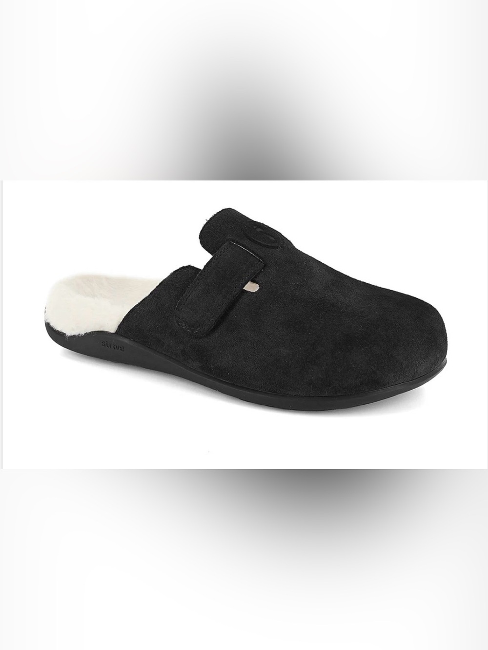 Strive Black‎ Slippers